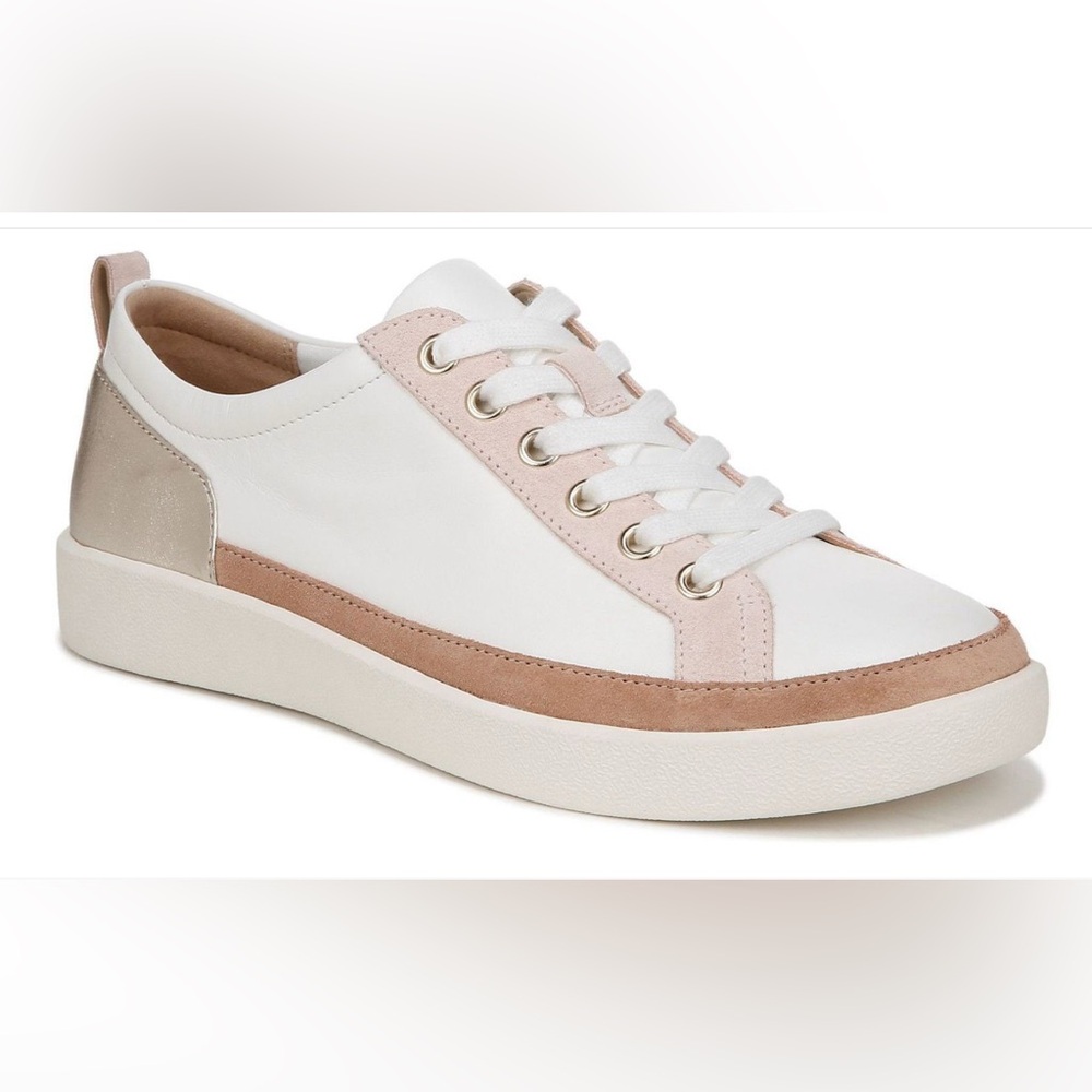 Vionic Leather Sneakers Size 10 Like New